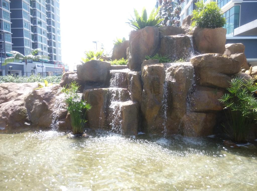 שאה אלאם Vista Alam Studio Units - Pool, Food Court מראה חיצוני תמונה