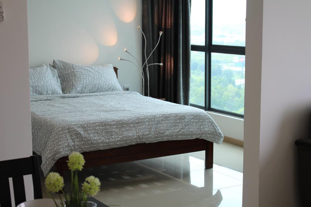 שאה אלאם Vista Alam Studio Units - Pool, Food Court מראה חיצוני תמונה