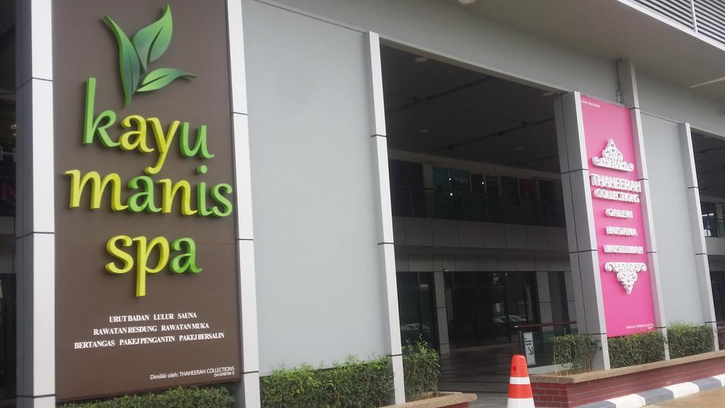 שאה אלאם Vista Alam Studio Units - Pool, Food Court מראה חיצוני תמונה