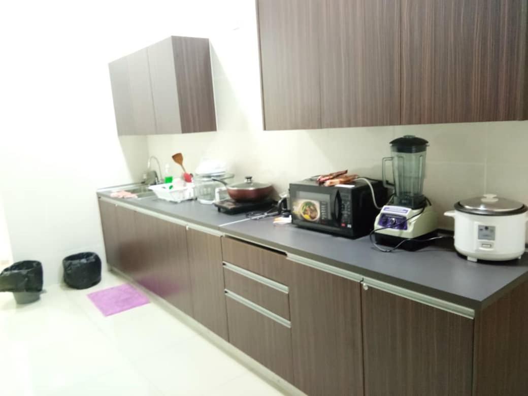 שאה אלאם Vista Alam Studio Units - Pool, Food Court מראה חיצוני תמונה
