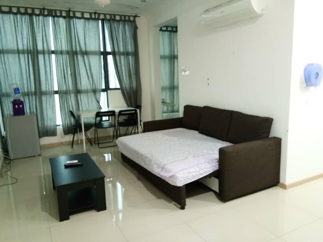 שאה אלאם Vista Alam Studio Units - Pool, Food Court מראה חיצוני תמונה