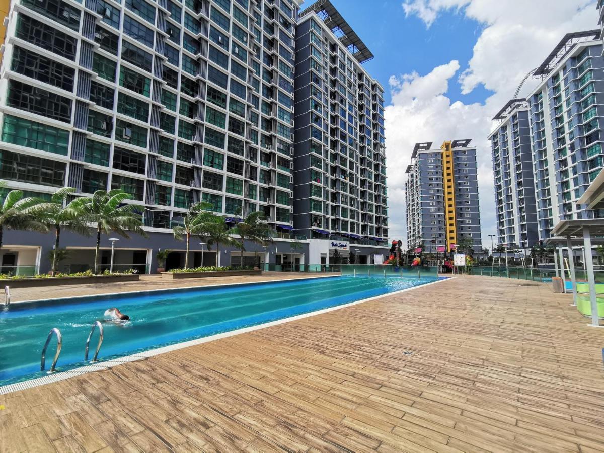 שאה אלאם Vista Alam Studio Units - Pool, Food Court מראה חיצוני תמונה