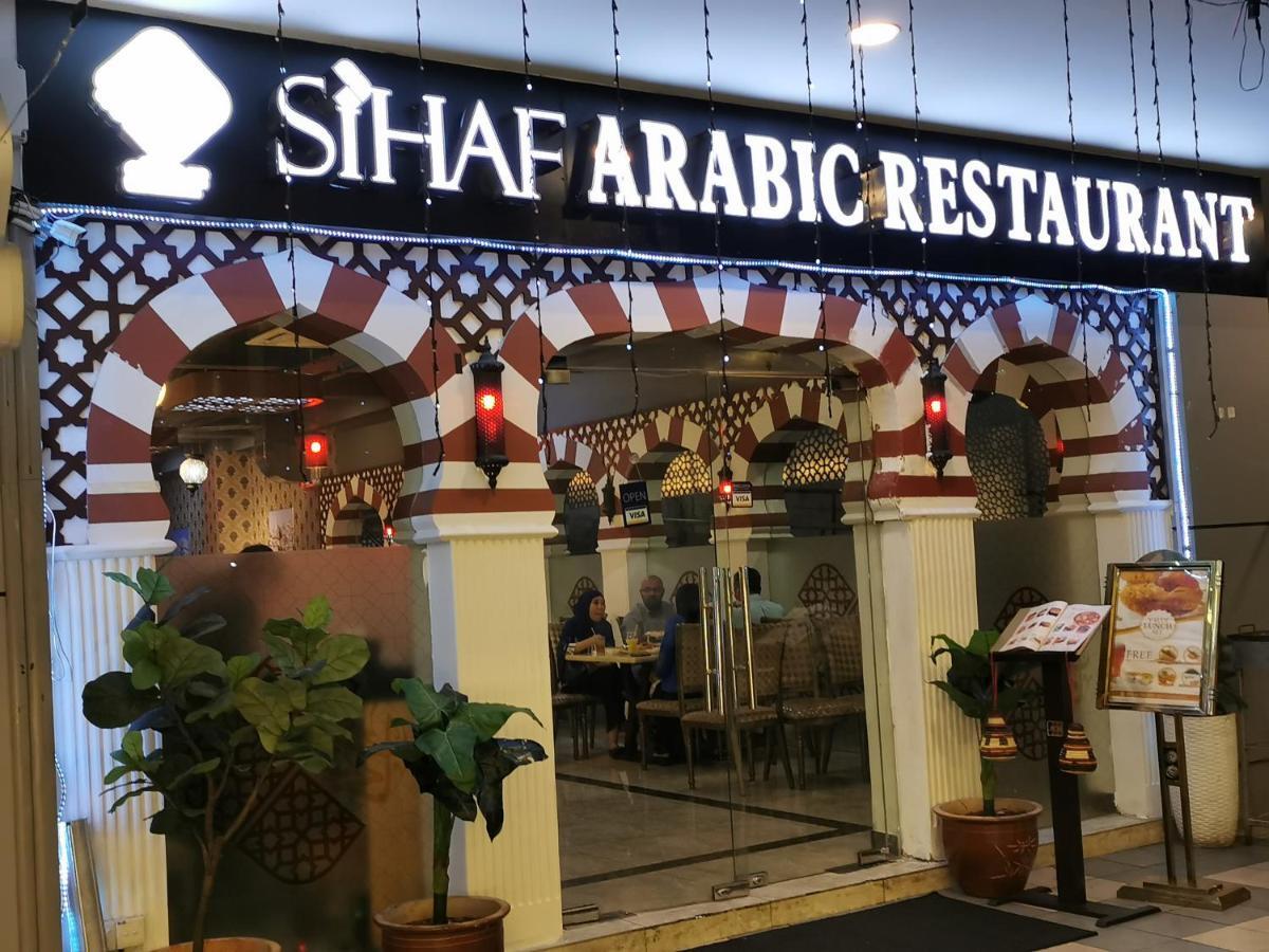 שאה אלאם Vista Alam Studio Units - Pool, Food Court מראה חיצוני תמונה